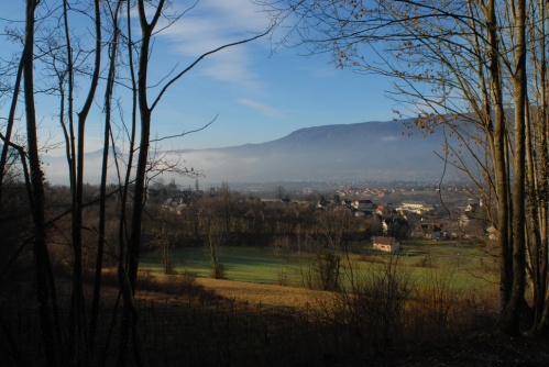 Descente sur Aix les Bains par le chemin de la Crémaillère.