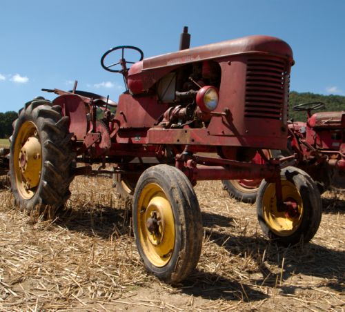 Tracteur Massey-Harris de 1956
